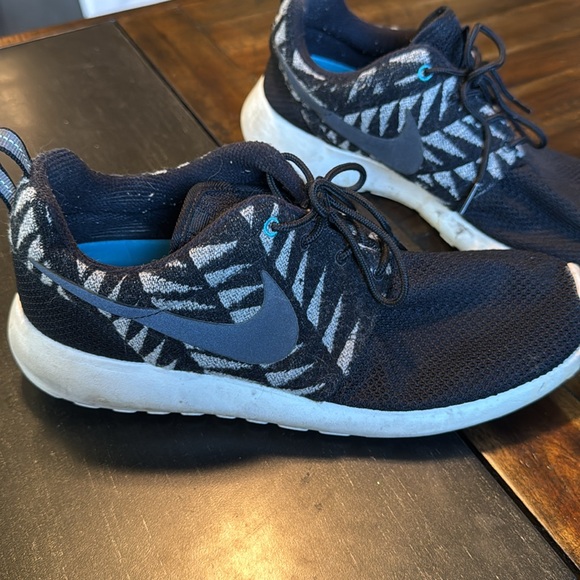 Nike N7 Shoes Size 10 - Picture 8 of 11